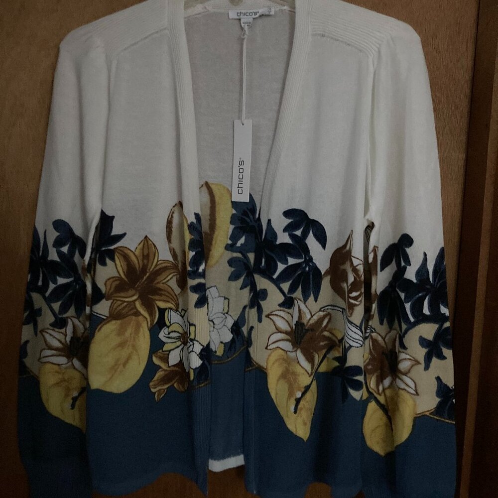 Chico's Size 0 Cardigan Sweater Classic Navy Floral Print